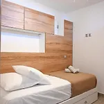 Delta Villa's