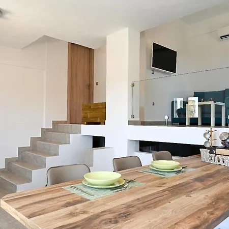 Delta Villa's Китнос